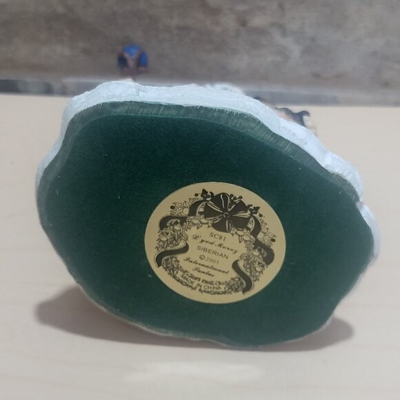 International Santa Claus Collection D'Yed Moroz Siberian Santa Figurine 2005 - Picture 8 of 12